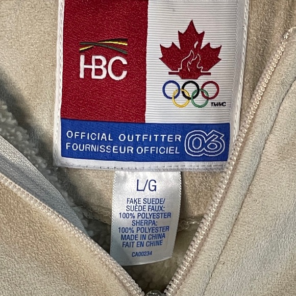 Vintage Hudson’s Bay 2006 Olympic Faux Suede Sherpa Hoodie - Large - Picture 7 of 9